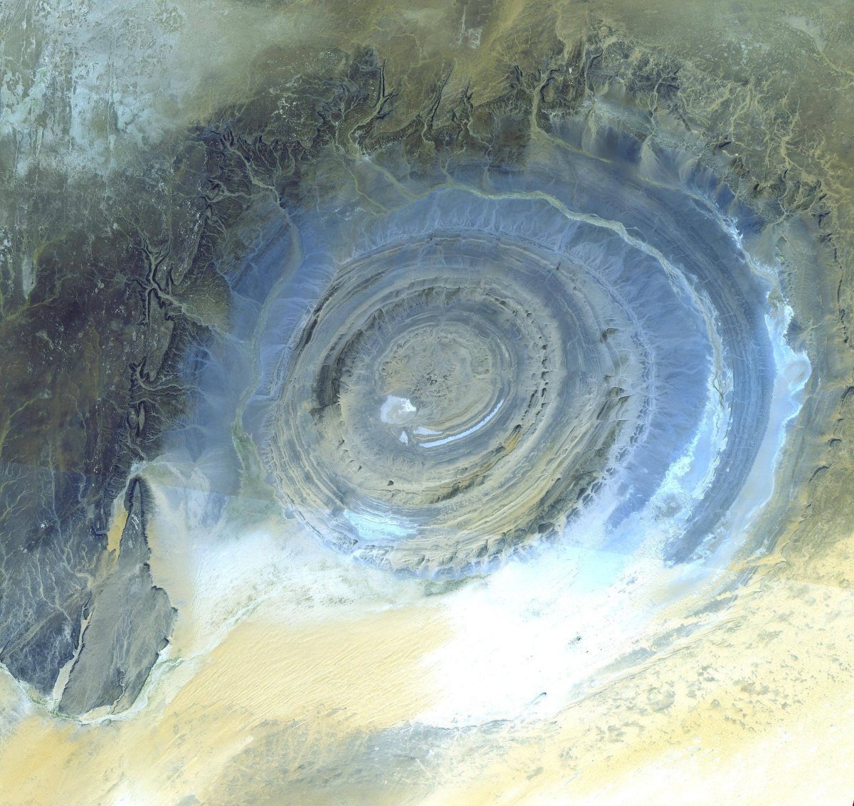 Eye of the Sahara, Mauritania