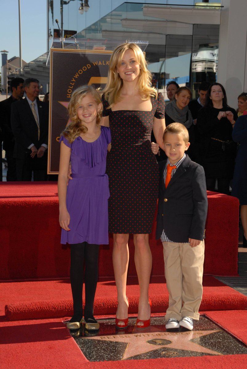 Reece Witherspoon and kids
