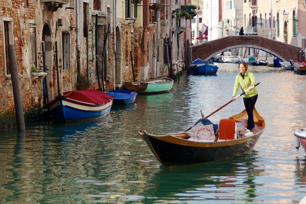 row gondola