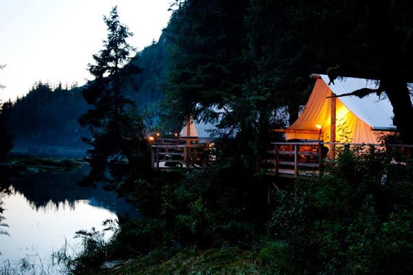 Scarlett Johansson and Ryan Reynolds had their wedding at the Clayoquot Wilderness Resort in Tofino