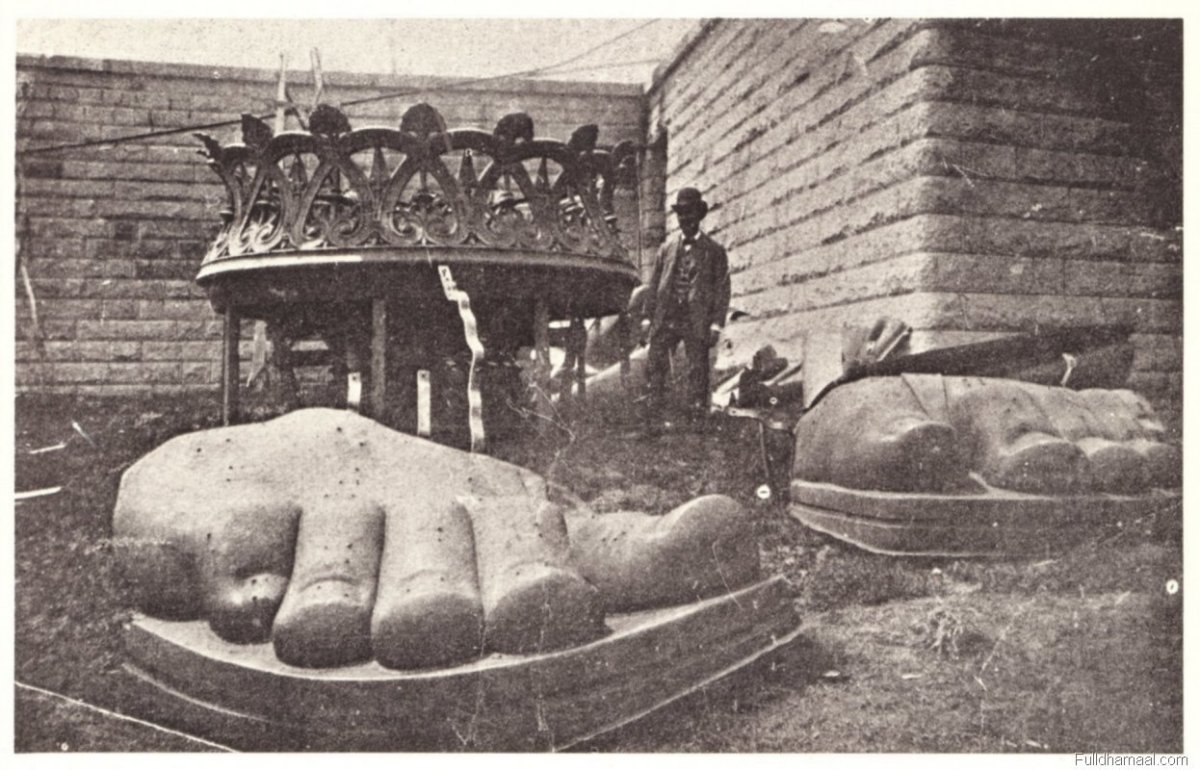 Statue of Liberty landmark in the making