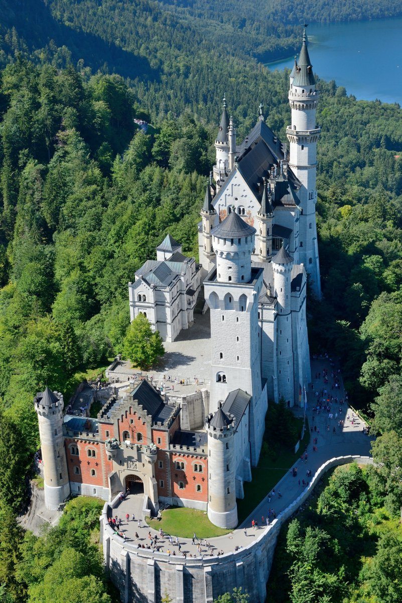 Interesting facts about Germany, Neuschwanstein Castle