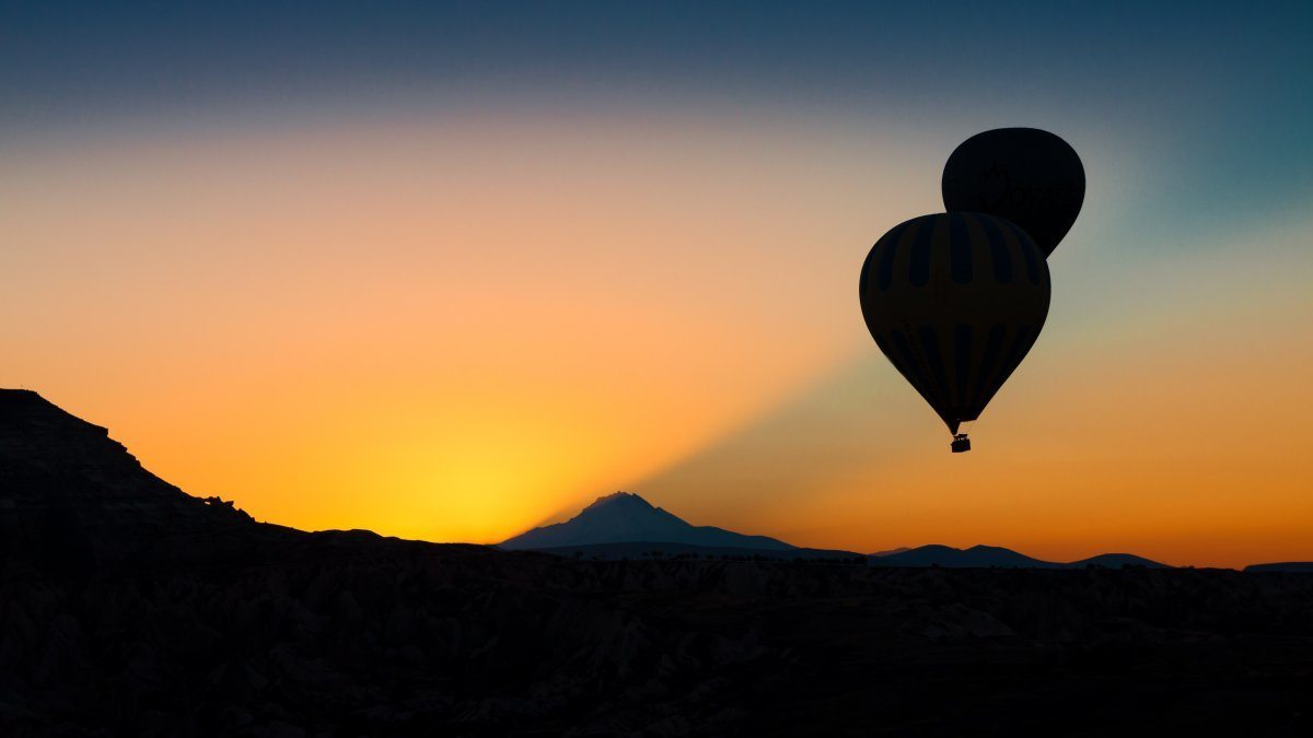 hot air balloon adventures