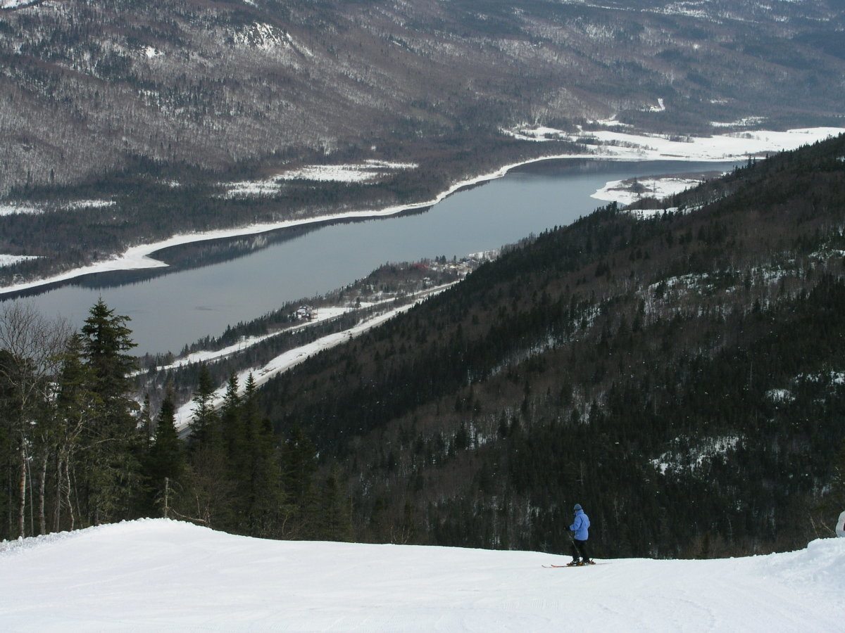 ski resorts in Canada