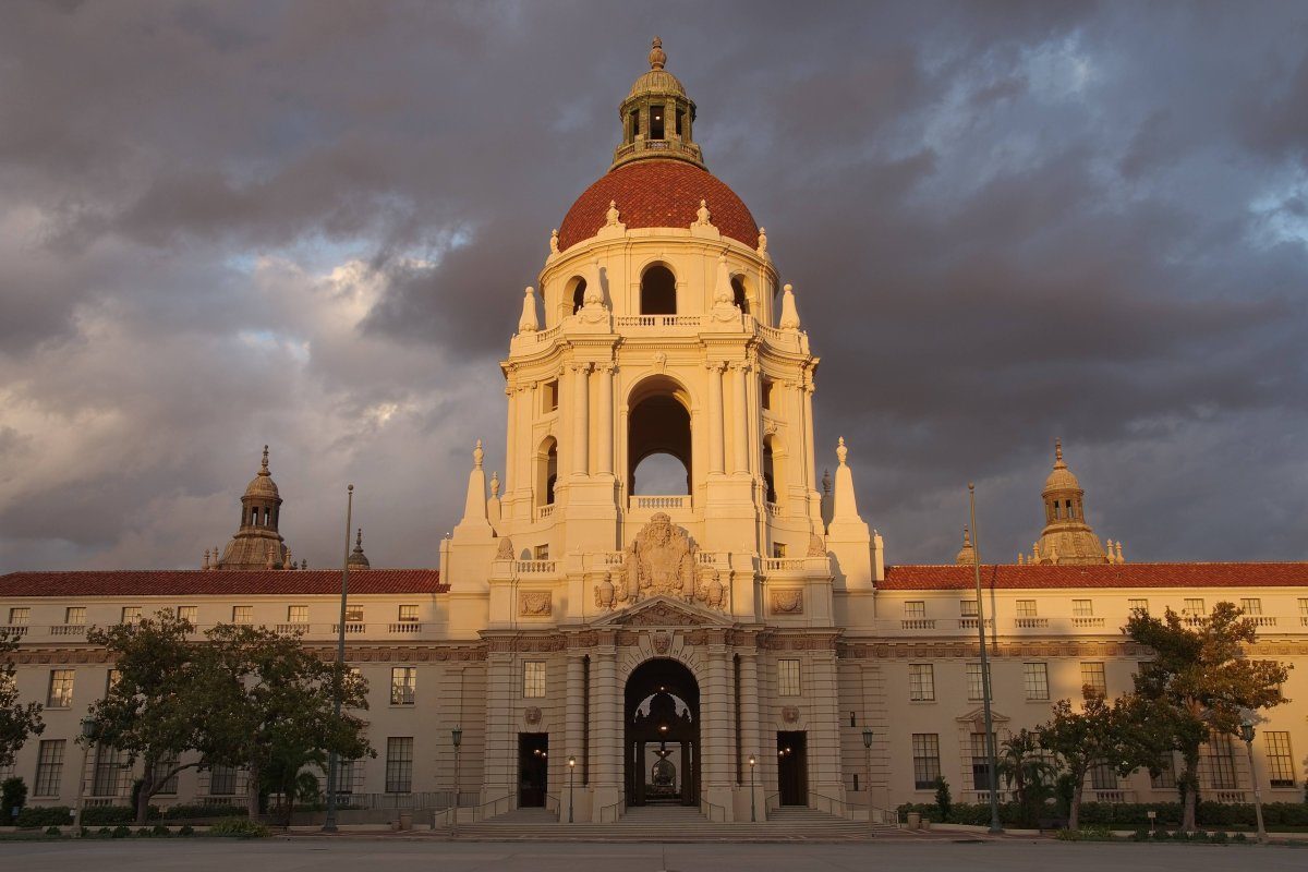 visit Old Town Pasadena