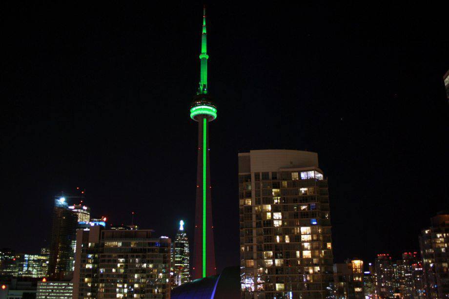 landmarks go green for ireland