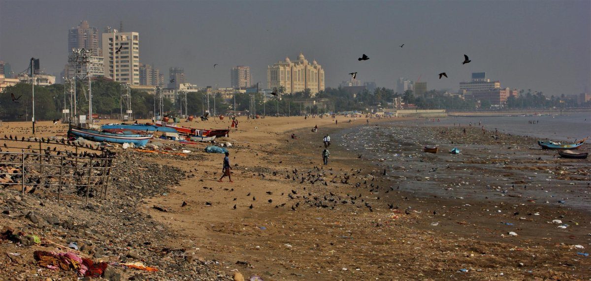 dirty beaches to avoid