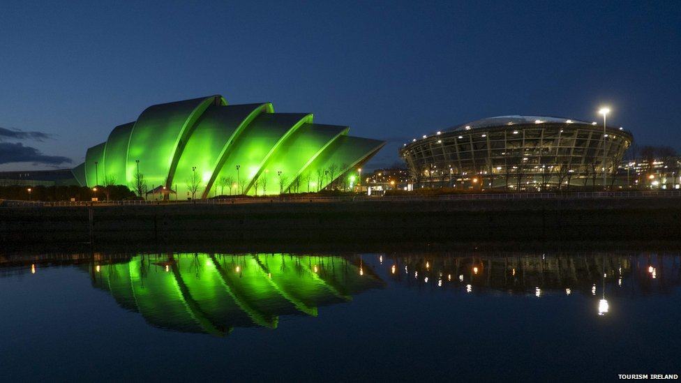 landmarks go green for ireland