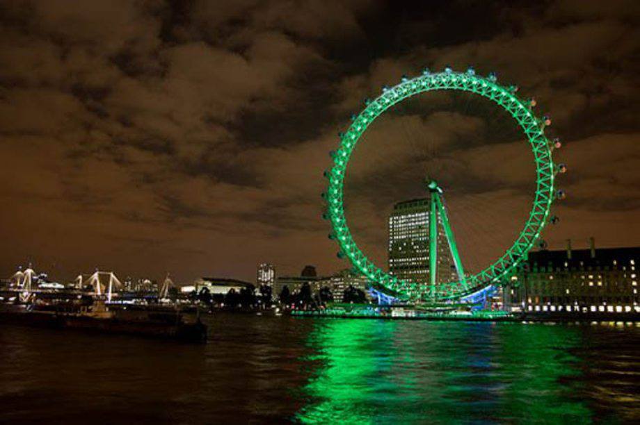 landmarks go green for ireland