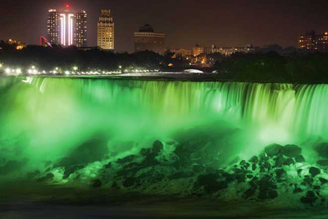 landmarks go green for ireland