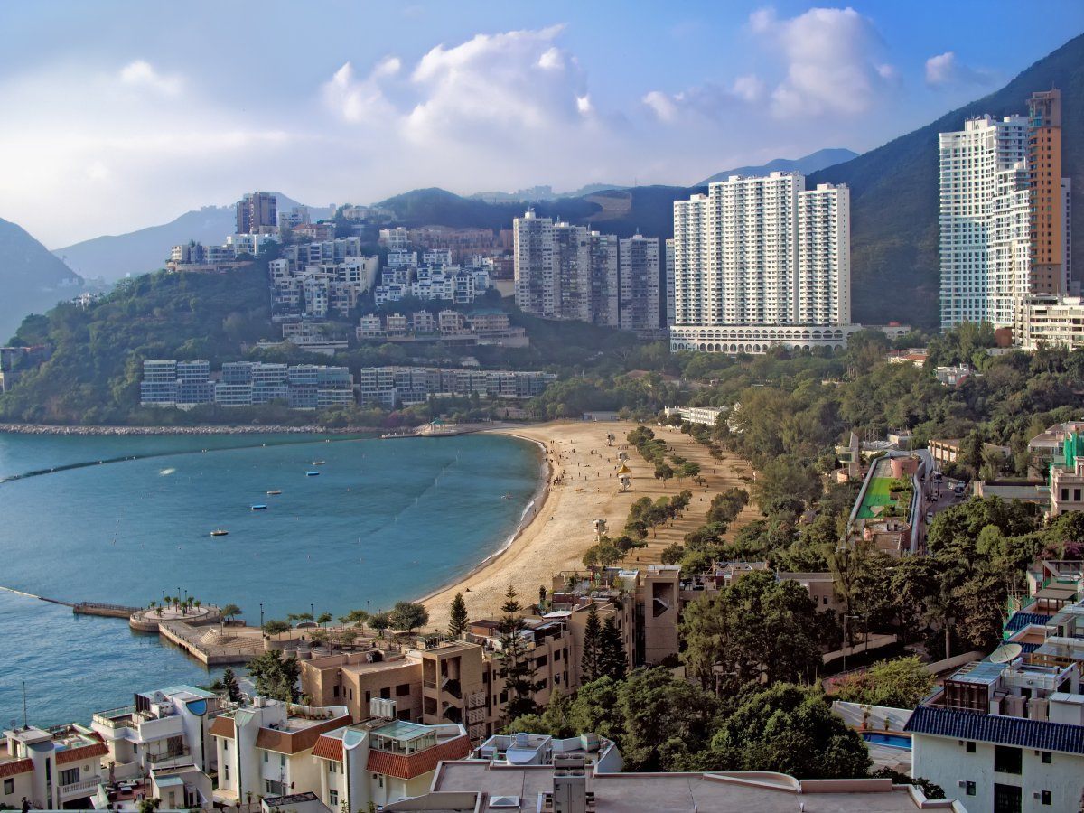 dirty beaches to avoid