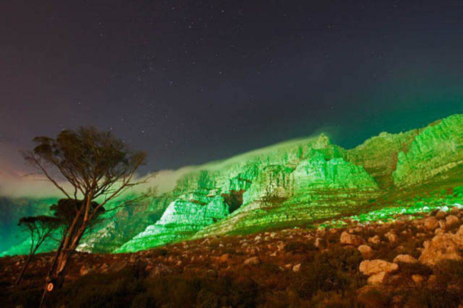 landmarks go green for ireland
