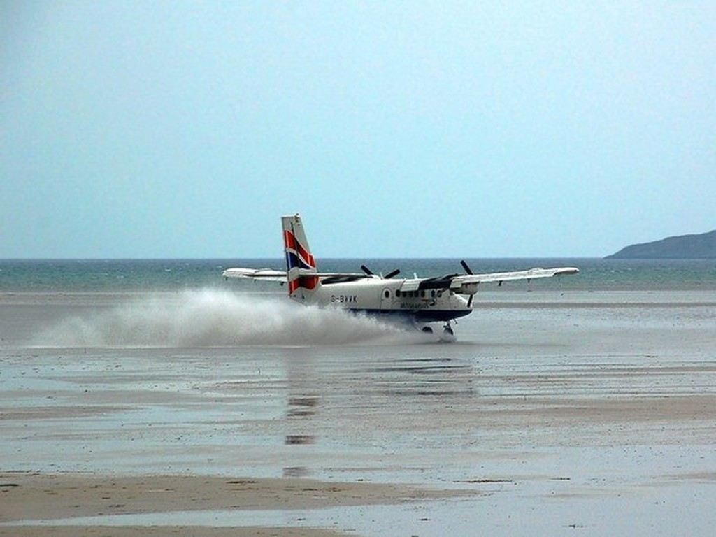 craziest airport runways