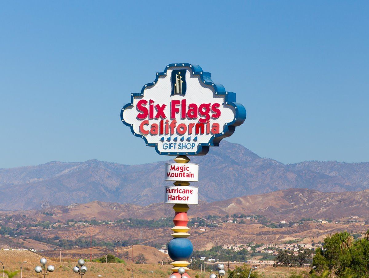 exhilarating theme parks