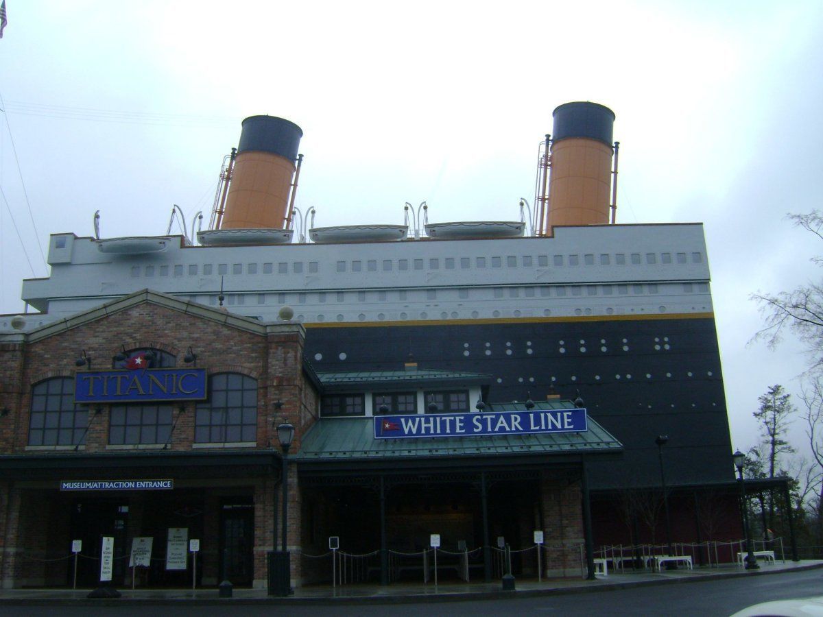 titanic tourism spots