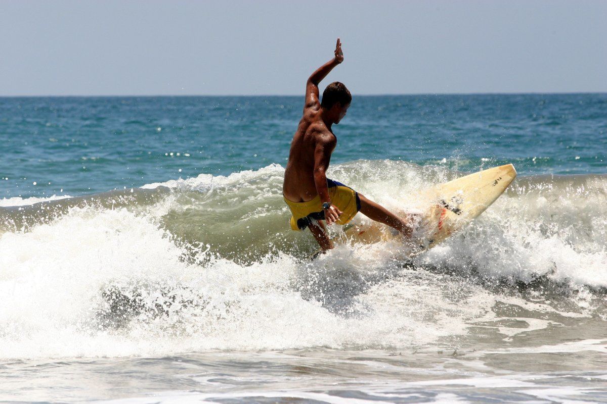 surf camps in Central America