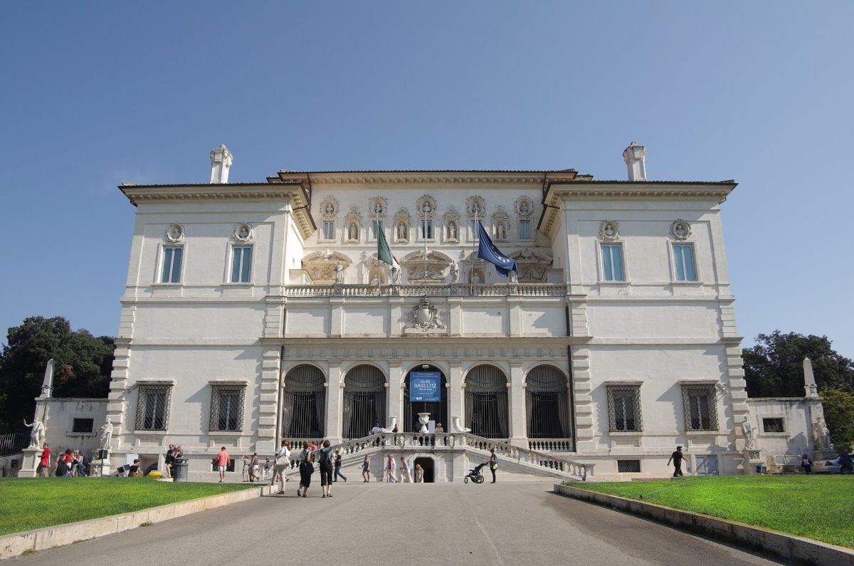 things to do on a Roman holiday