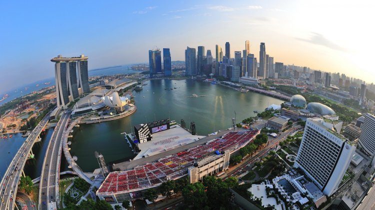 things not to do in Singapore