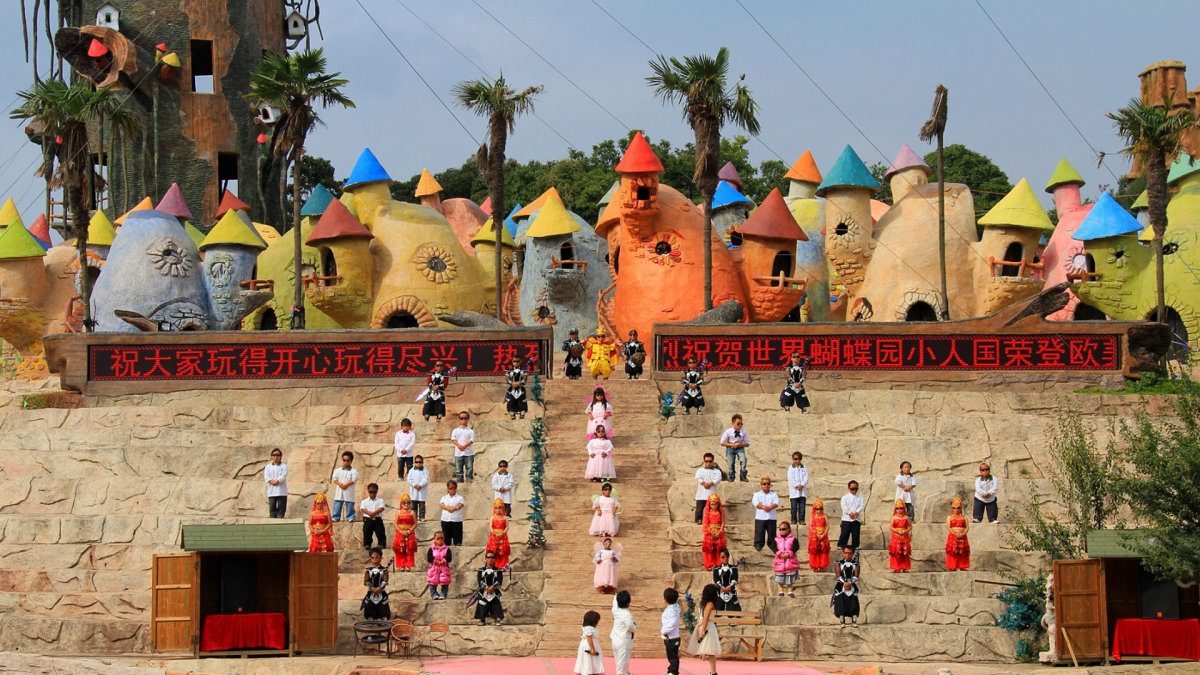 wacky theme parks