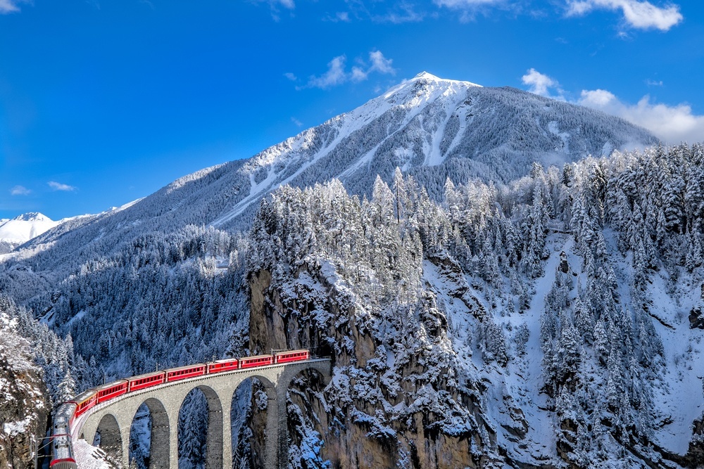 luxury train trips