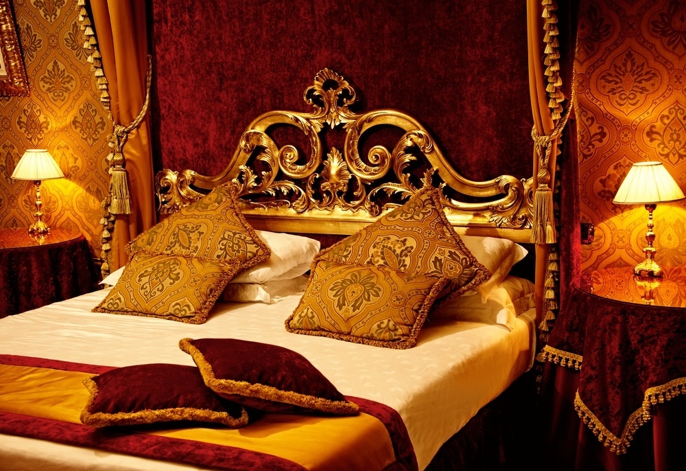 luxury hotel room