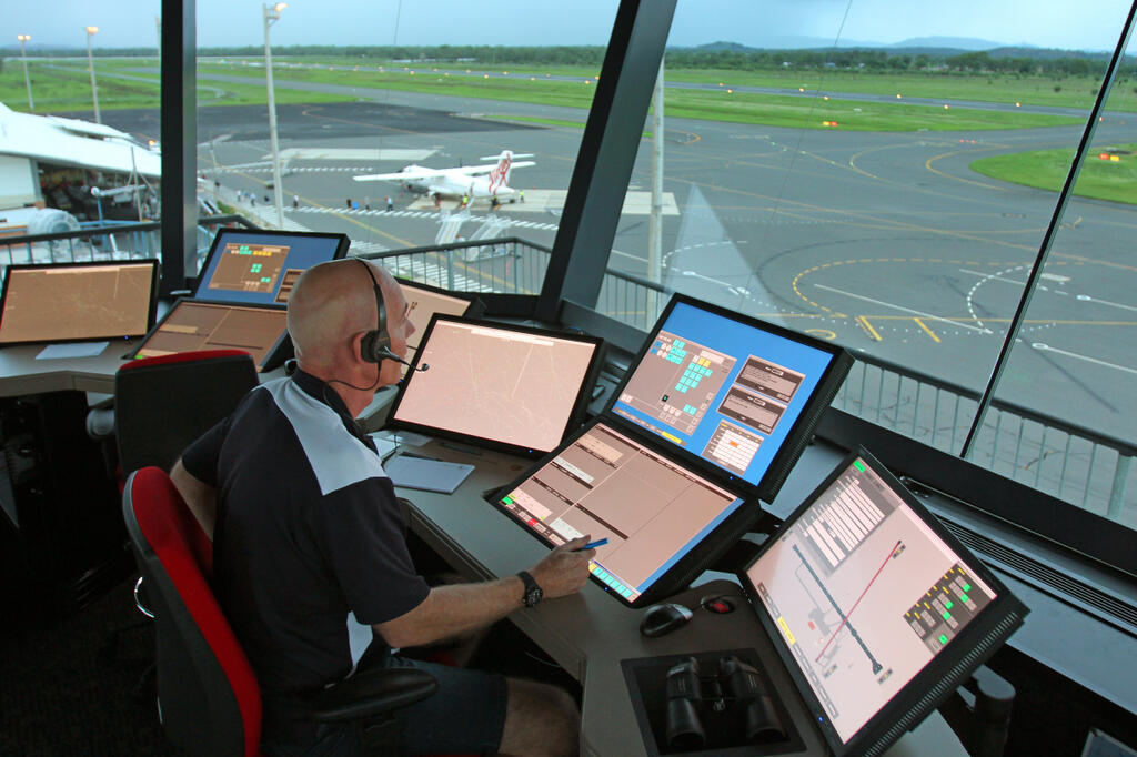 Air Traffic Controller