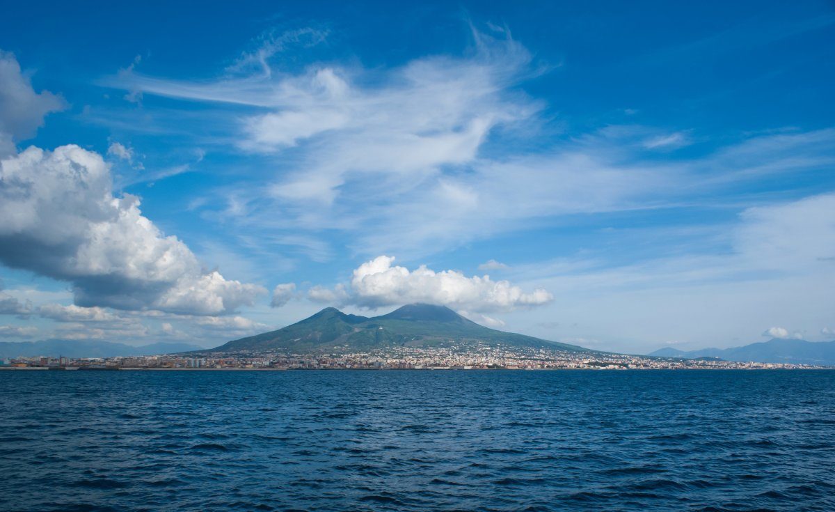 The View On The  Great Mount Vesuvius