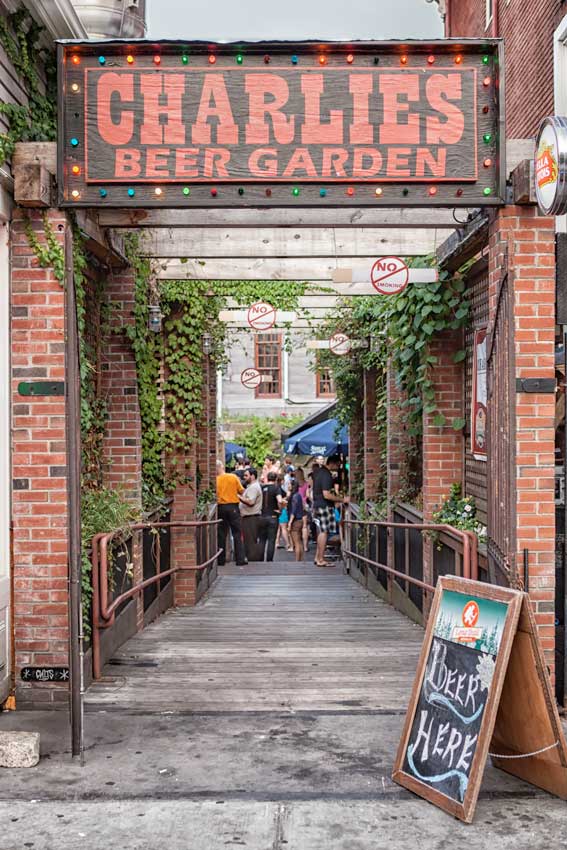 Charlie's Kitchen Boston