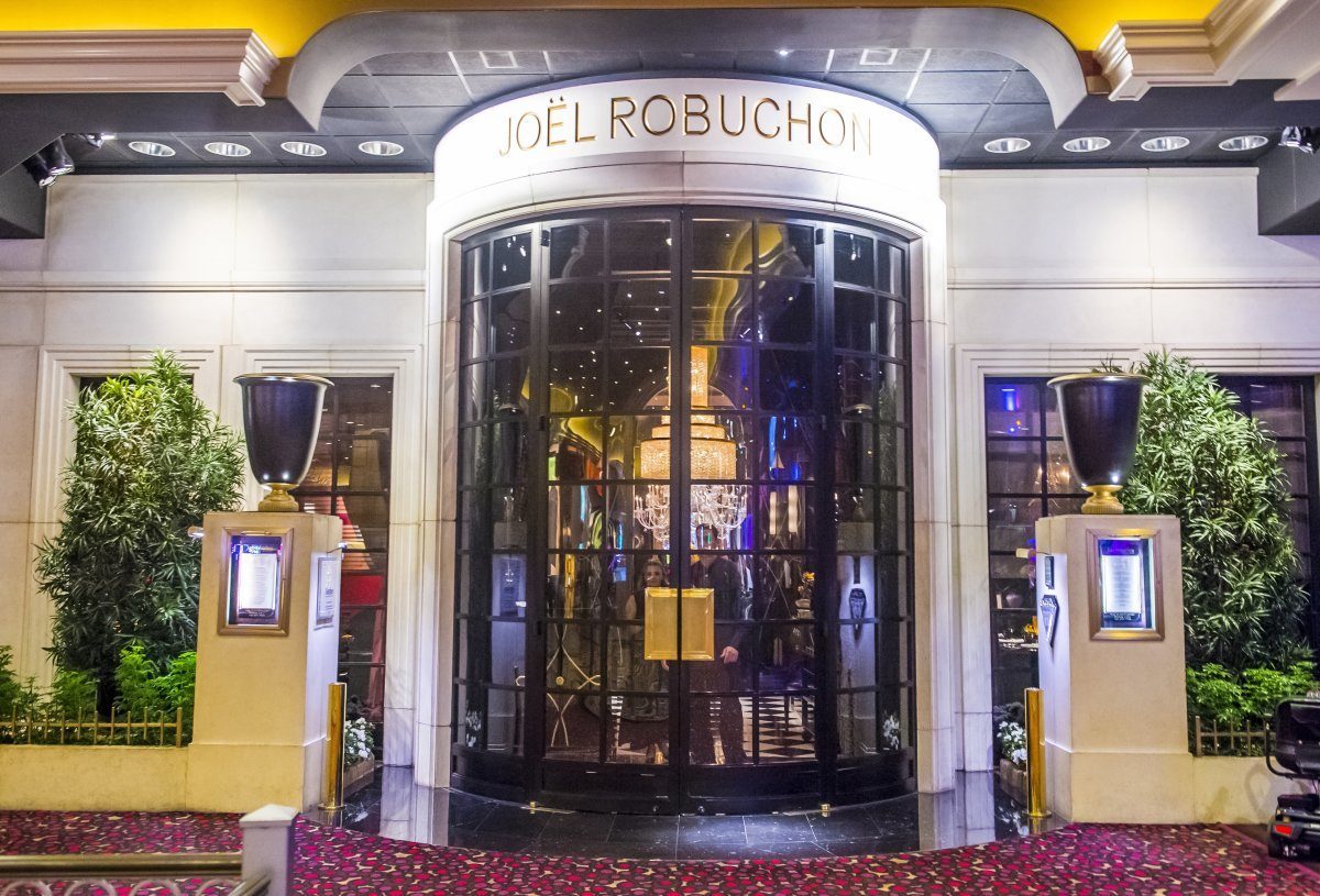 Joel Robuchon Restaurant In Mgm Hotel In Las Vegas