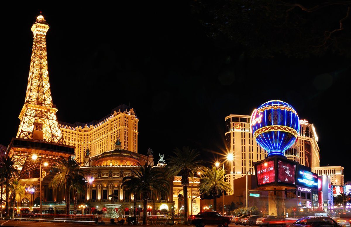 Paris Las Vegas Hotel And Casino Sign.
