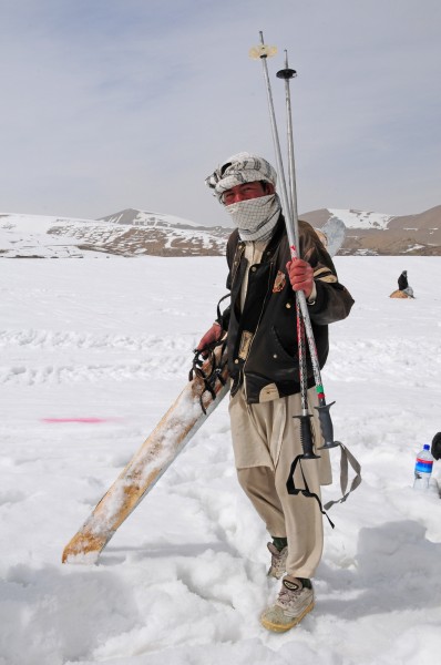 Bamiyan skier