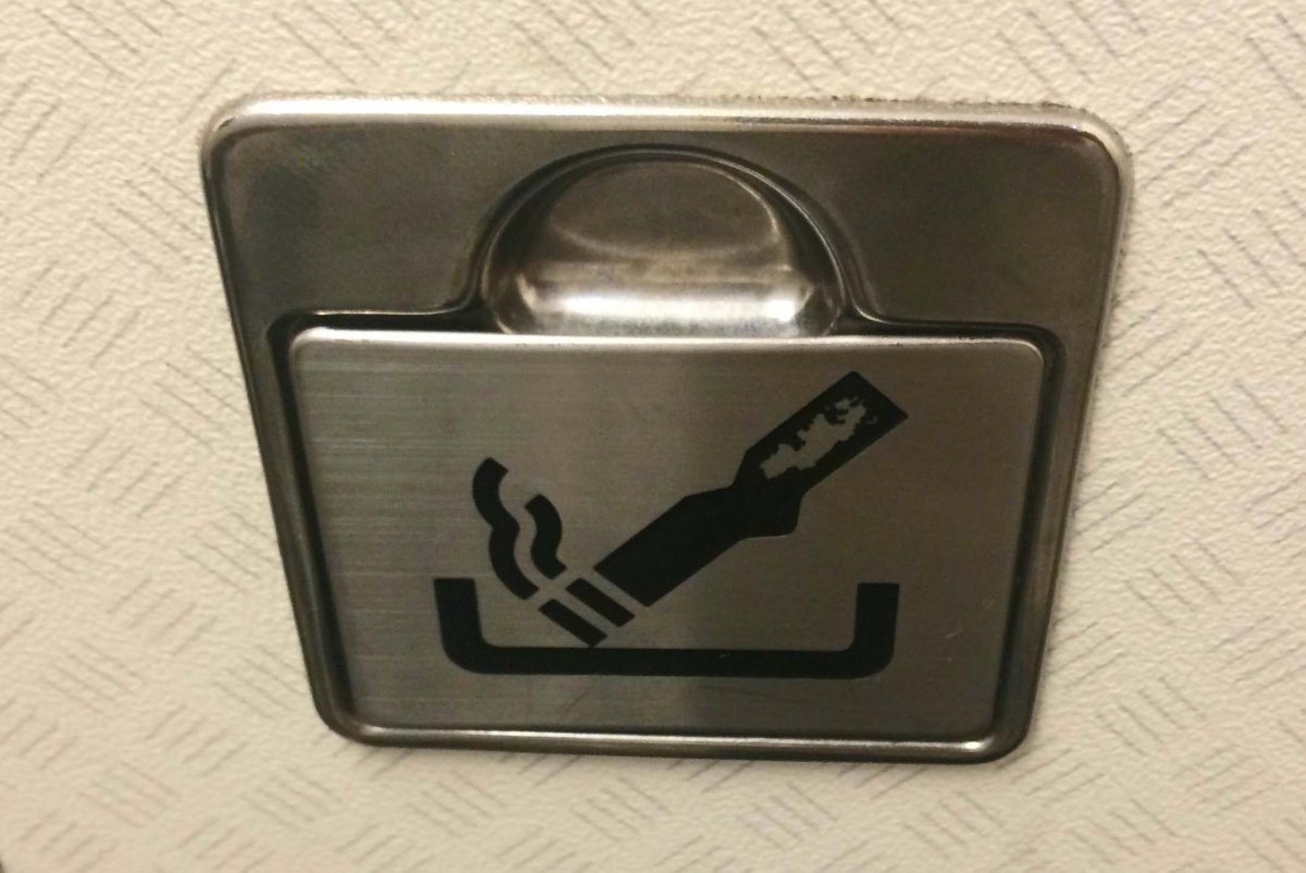 ashtray on plane