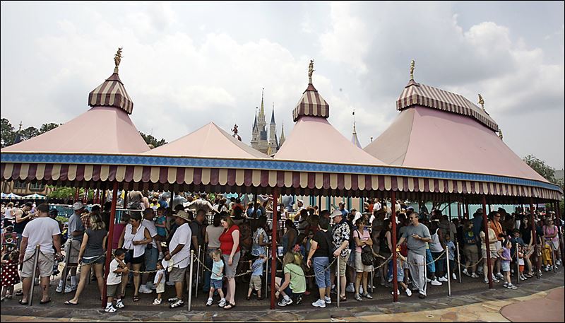 long lines at Disney