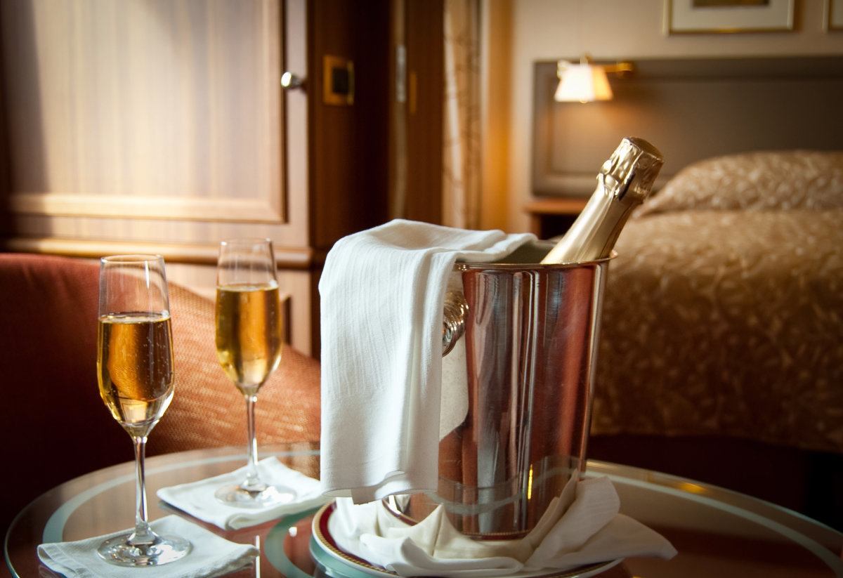 Luxury Hotel Room
