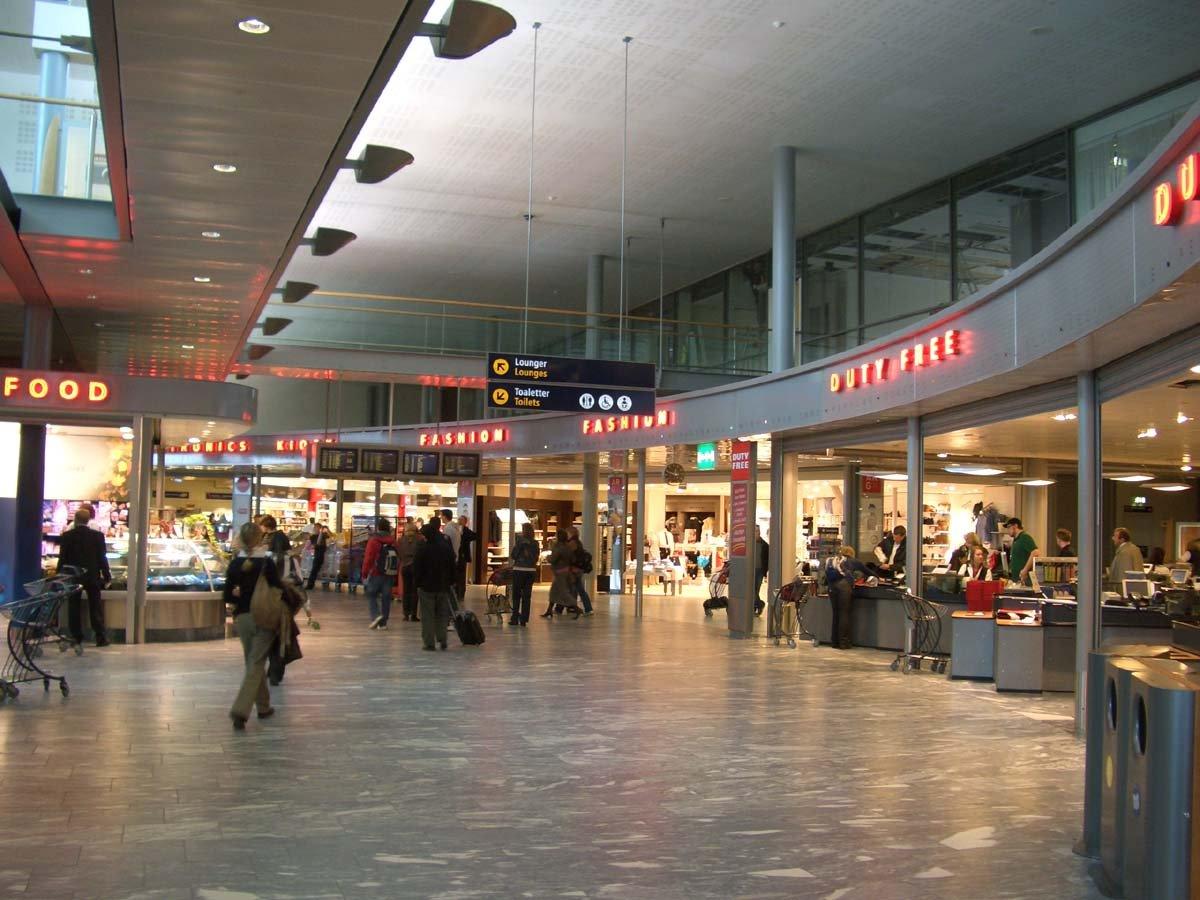 airport shops