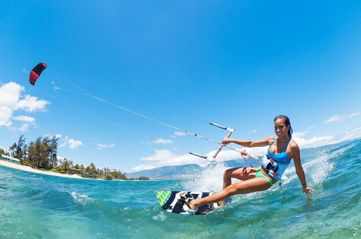 Kitesurfing