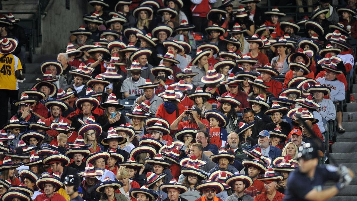 Most sombreros record