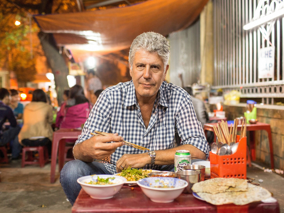 Anthony Bourdain eating