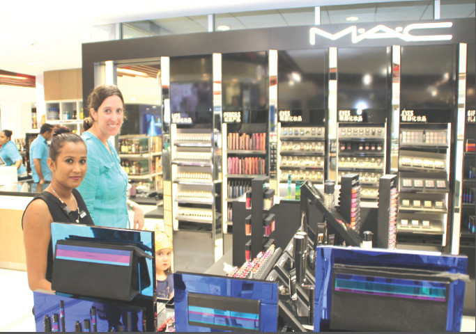 mac store