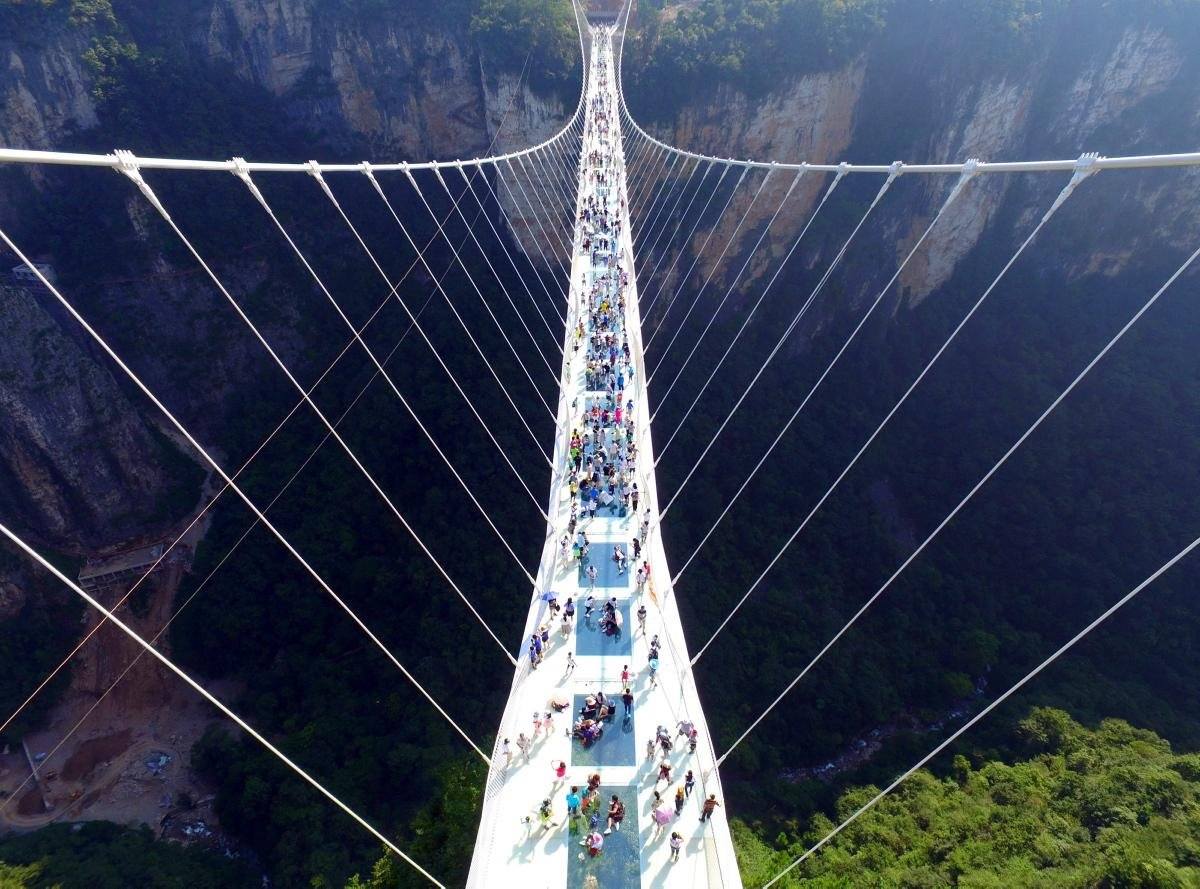 china glass bridge