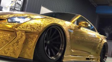 gold cars