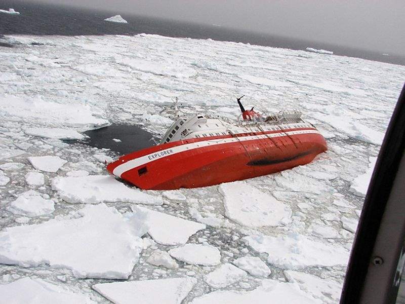 Explorer sinking in antarctica