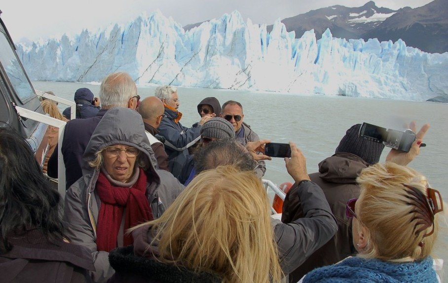 too many tourists