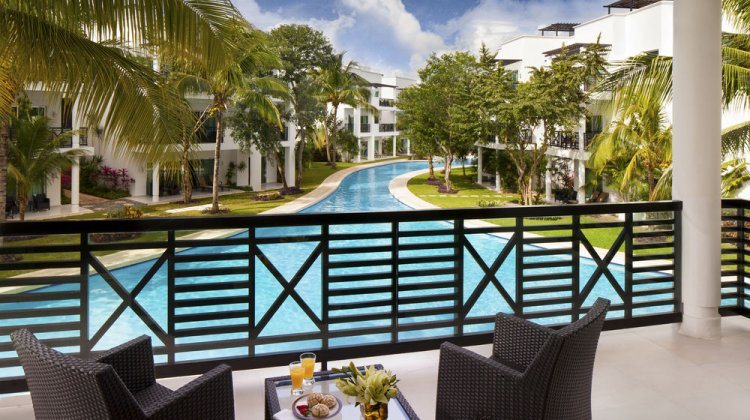 azul fives hotel