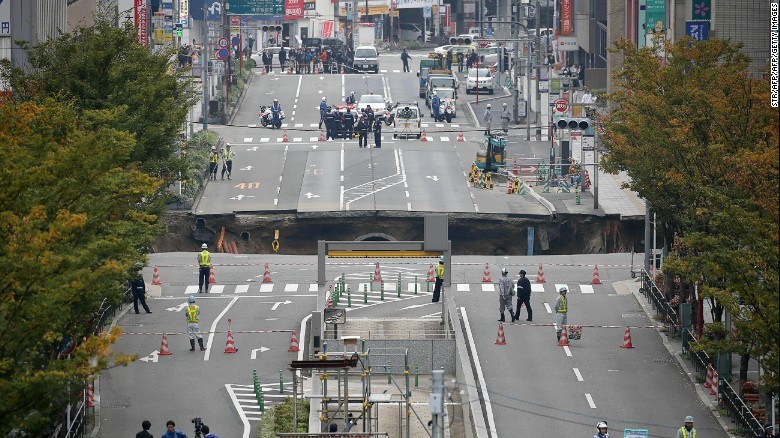 17 Incredibly Terrifying Sinkholes From Around The World