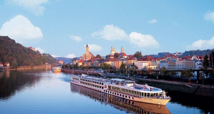 river cruising