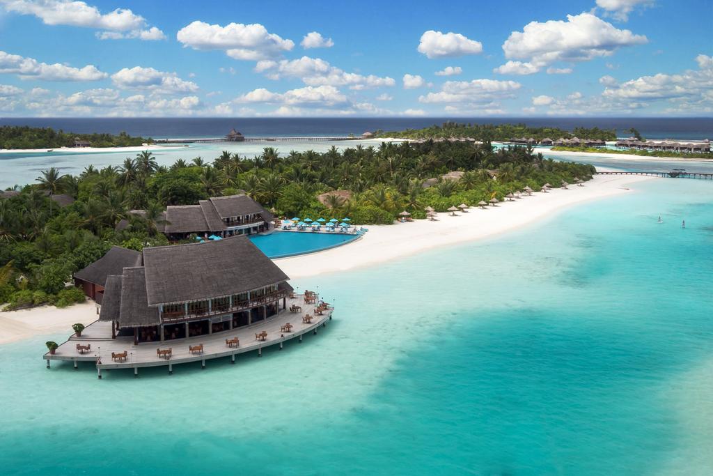 Anantara Dhigu Resort