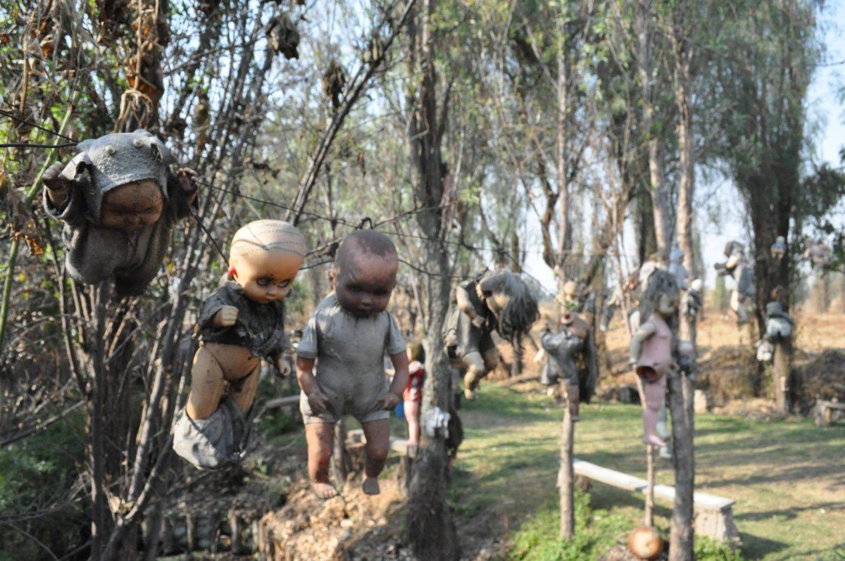 island of dolls