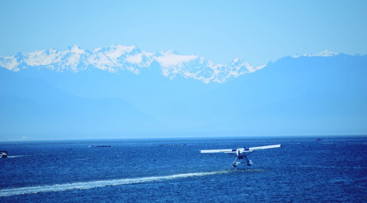 seaplane