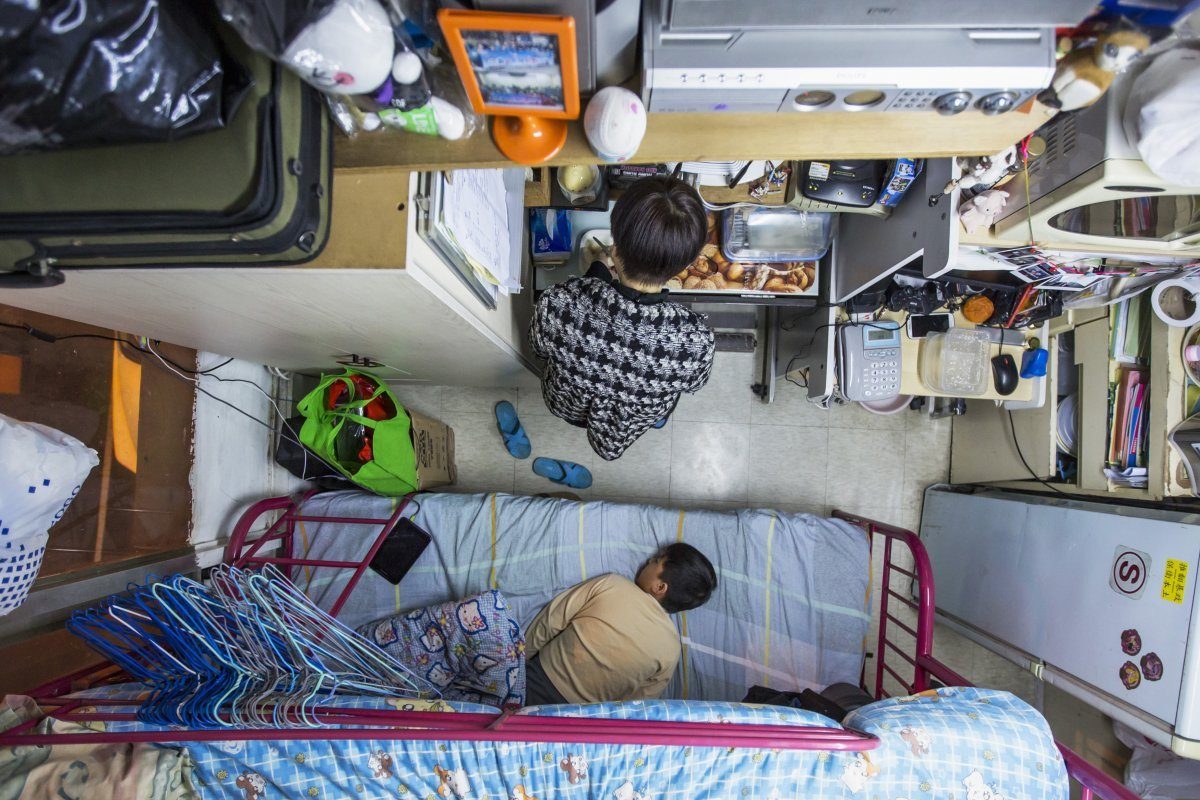 hong kong tiny apartment